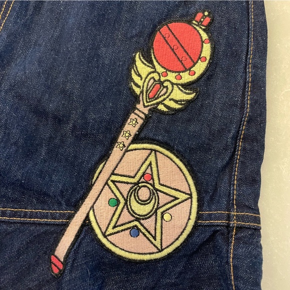 Sailor Moon meets GU patches denim skirt - Picture 3 of 7